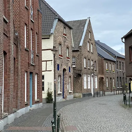Apartment Monteurwohnung Im Historischen Ortskern Von